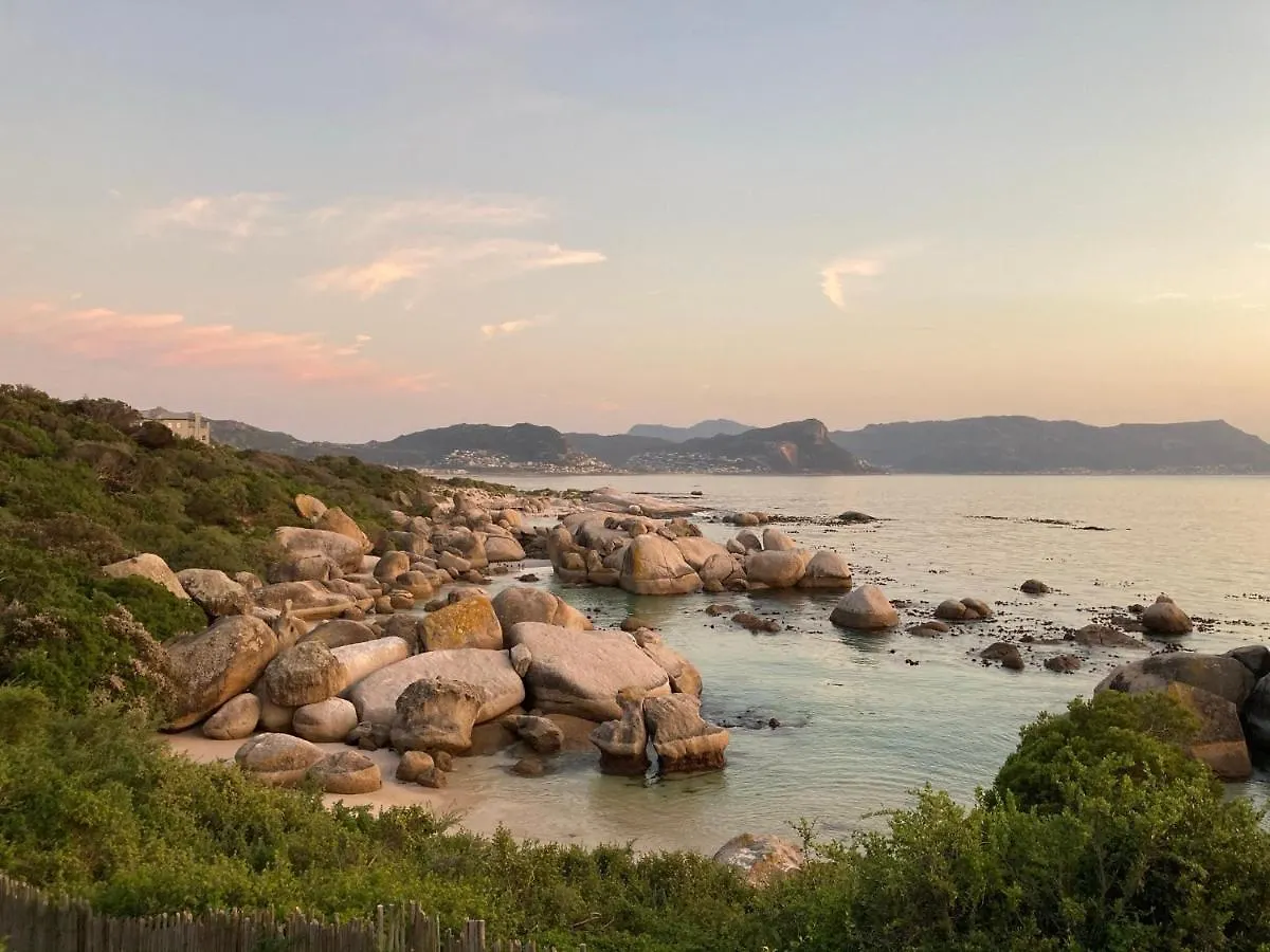 Bosky Dell On Boulders Beach Simon's Town 0*,  South Africa