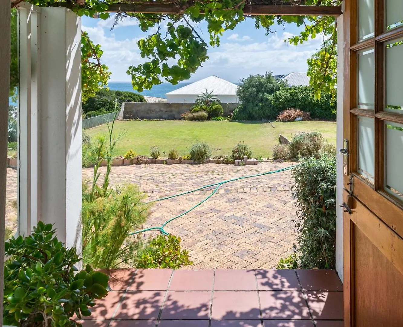 Bosky Dell On Boulders Beach Simon's Town Lodge